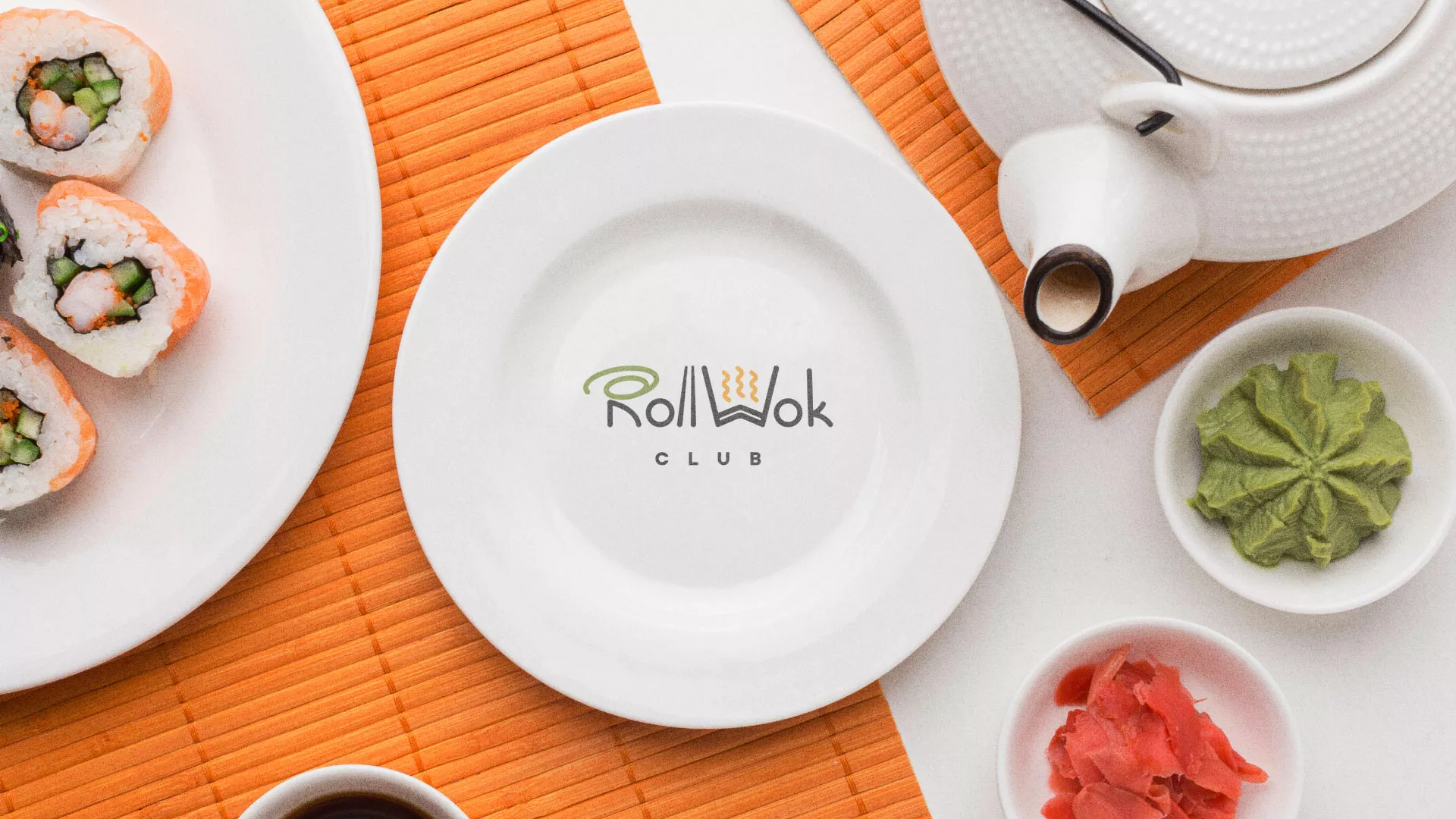 Разработка логотипа и фирменного стиля в Ардатове для суши-бара «Roll Wok Club»